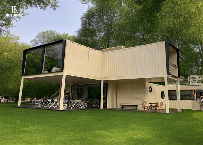 Case modulari dal pavimento al soffitto con finestre per feste ristoranti e bar